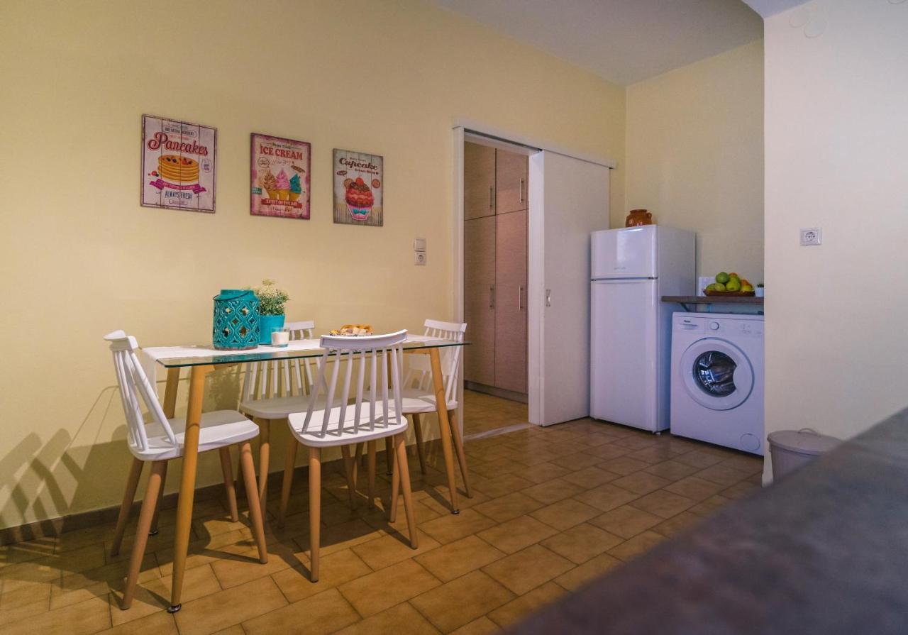 Penny'S Apartment Exámbela 외부 사진